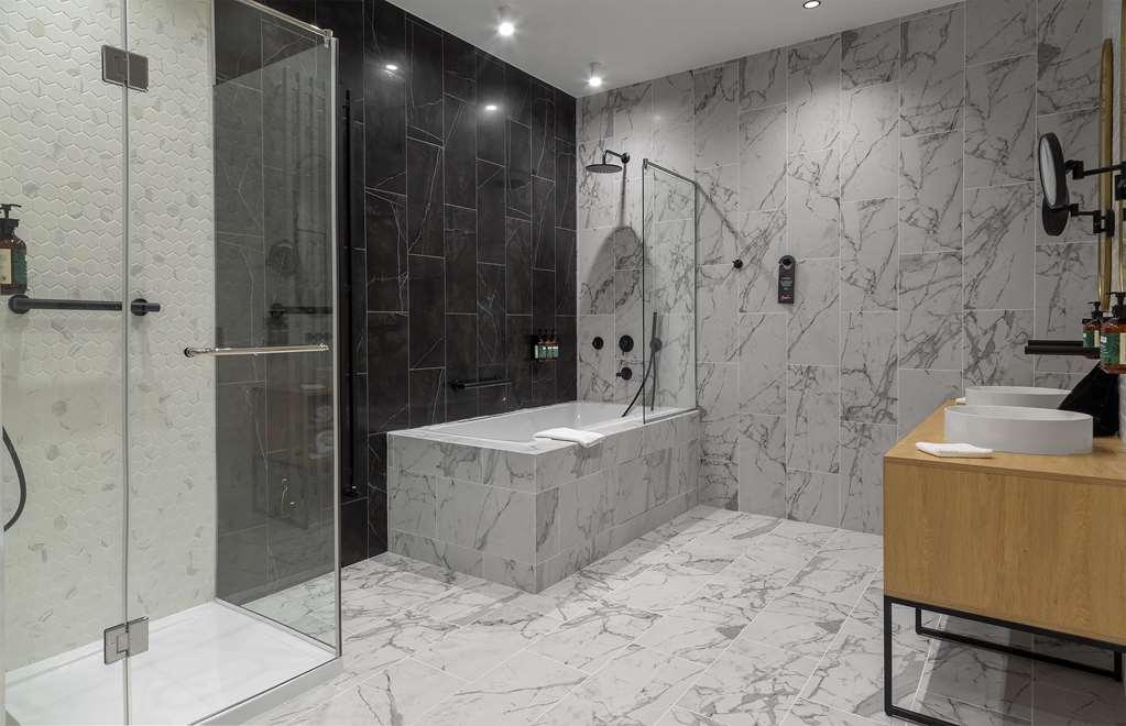The Basilian Minsk, Curio Collection By Hilton Hotel Luaran gambar