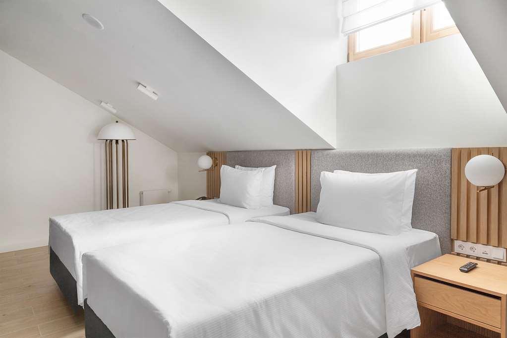 The Basilian Minsk, Curio Collection By Hilton Hotel Bilik gambar