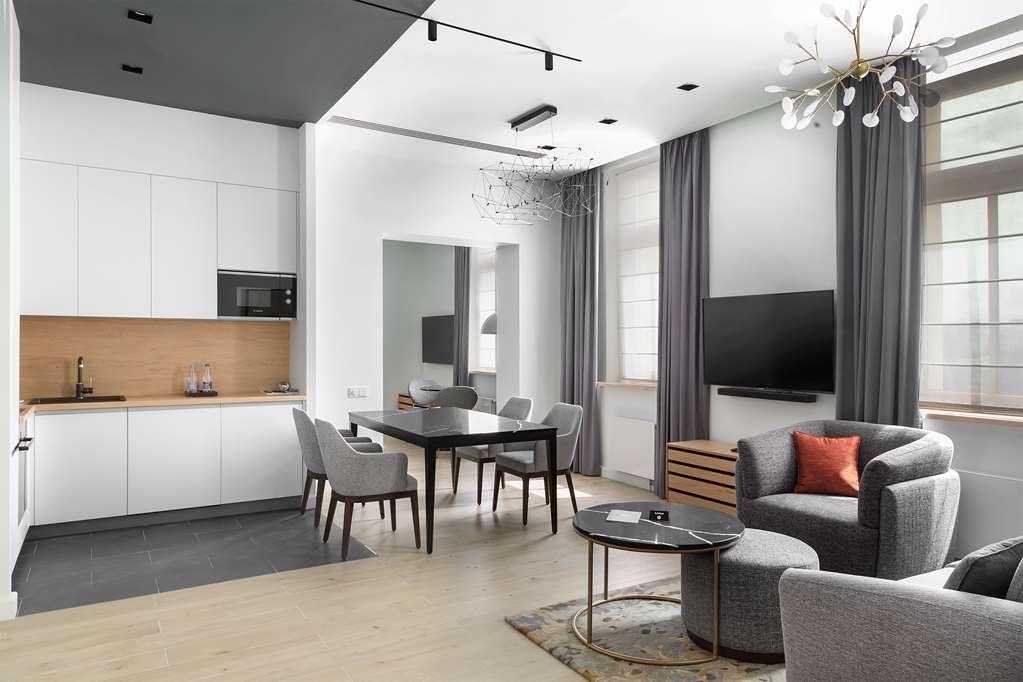 The Basilian Minsk, Curio Collection By Hilton Hotel Bilik gambar